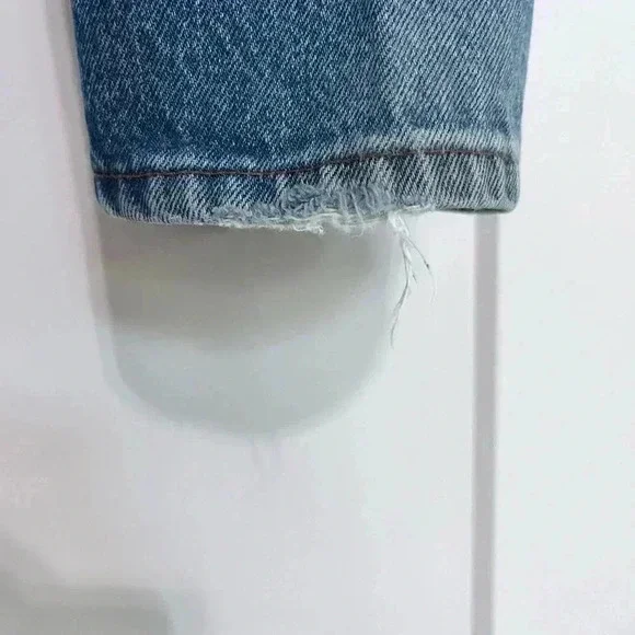 501 0015 Levi Jeans 36 x 30 Medium Wash Button fly Men’s jeans - Picture 12 of 12